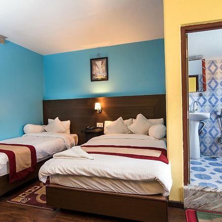 Hotel Rosemary Homes Покхара Екстер'єр фото