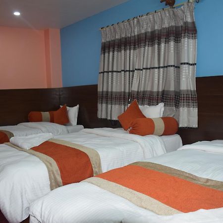Hotel Rosemary Homes Покхара Екстер'єр фото