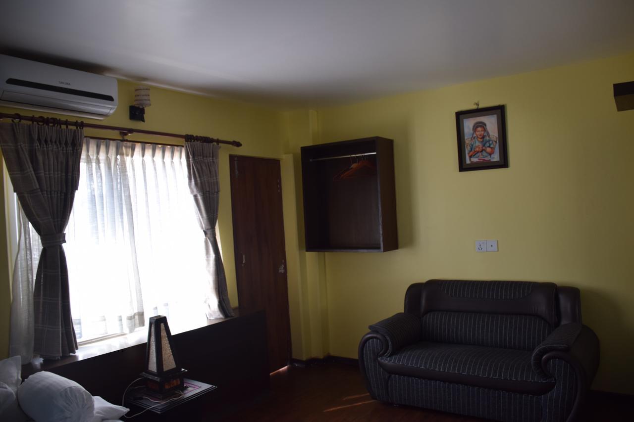 Hotel Rosemary Homes Покхара Екстер'єр фото