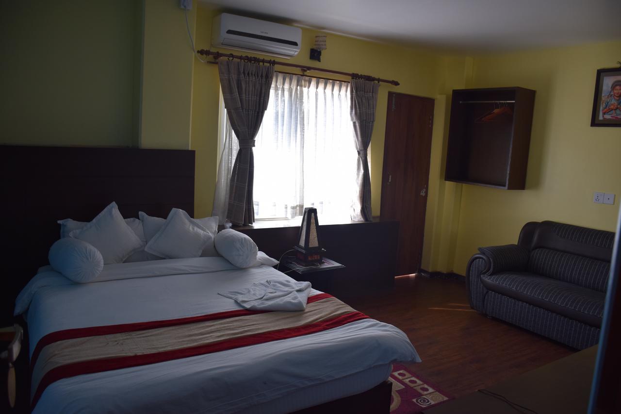 Hotel Rosemary Homes Покхара Екстер'єр фото