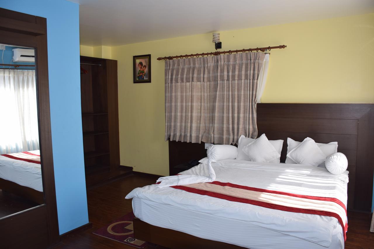 Hotel Rosemary Homes Покхара Екстер'єр фото