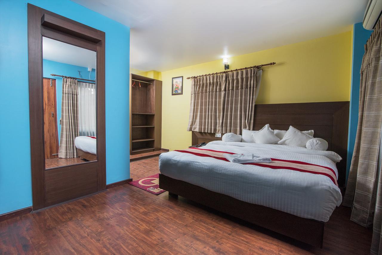Hotel Rosemary Homes Покхара Екстер'єр фото