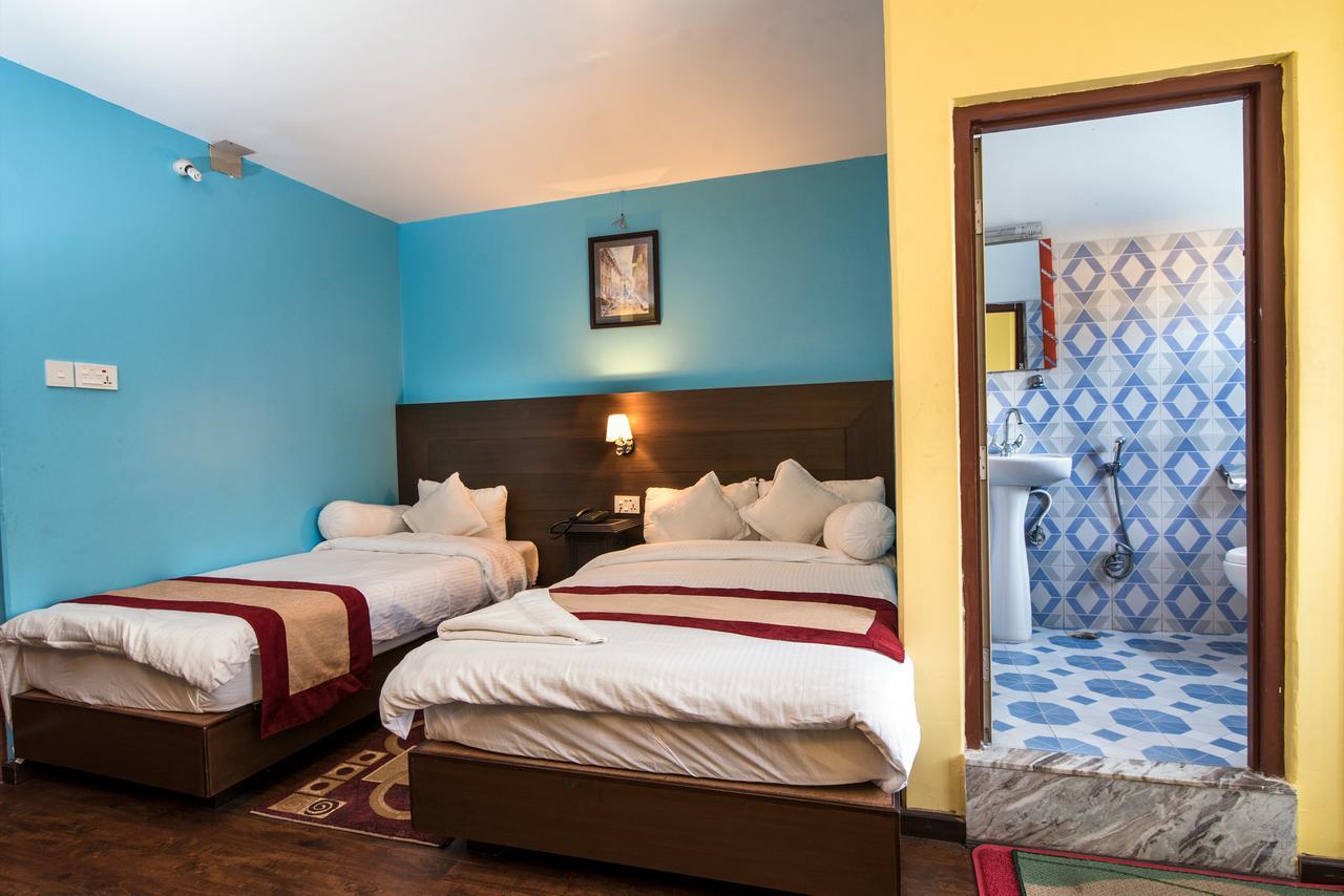 Hotel Rosemary Homes Покхара Екстер'єр фото