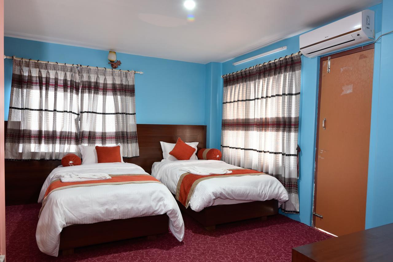 Hotel Rosemary Homes Покхара Екстер'єр фото