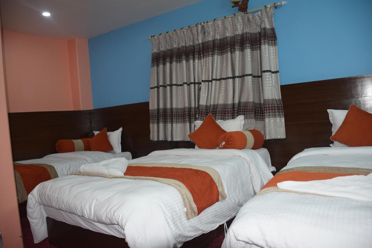 Hotel Rosemary Homes Покхара Екстер'єр фото
